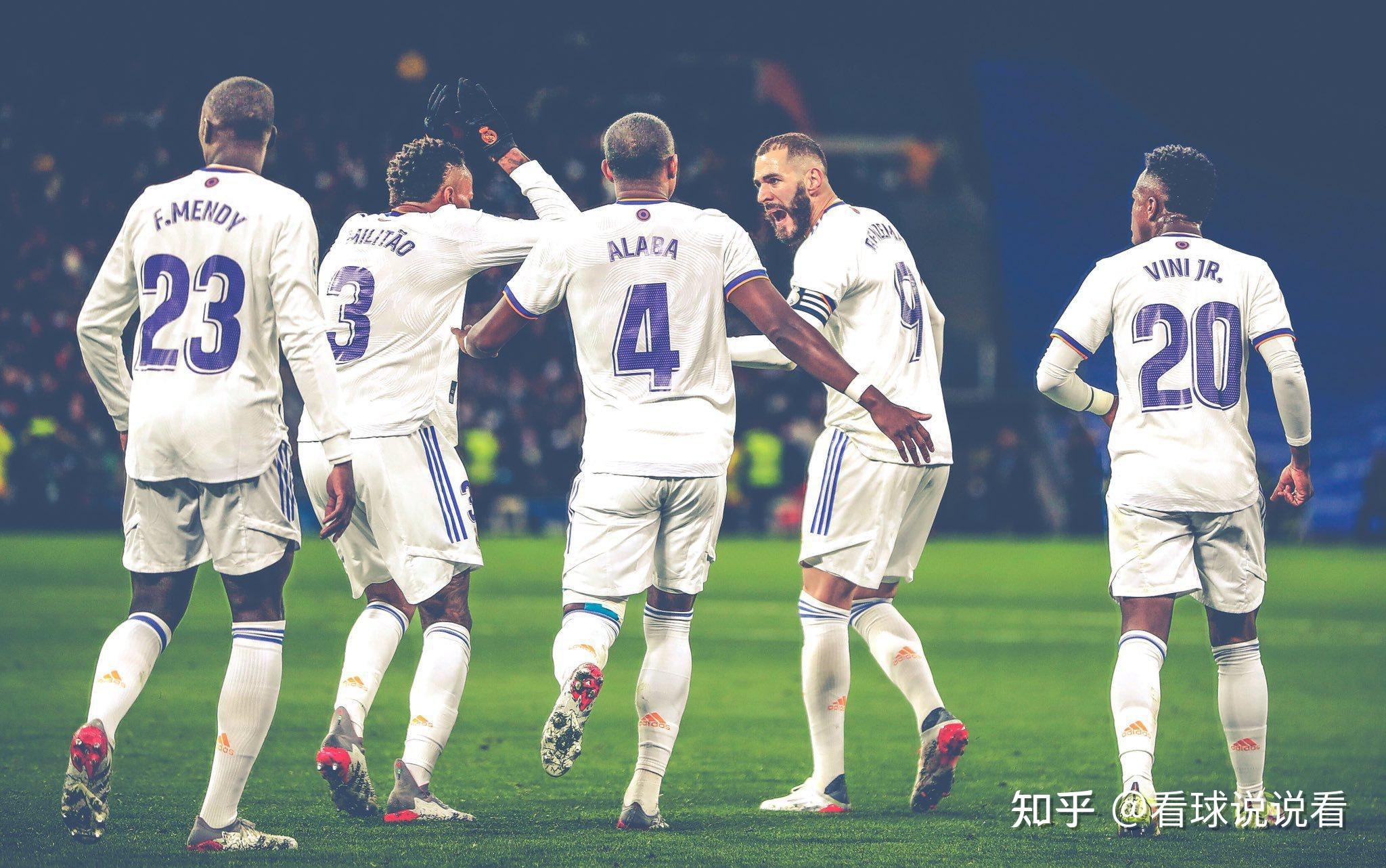 包含巴萨对阵凯尔特人展开拉锯大战，最终险胜对手的词条-爱游戏手机版