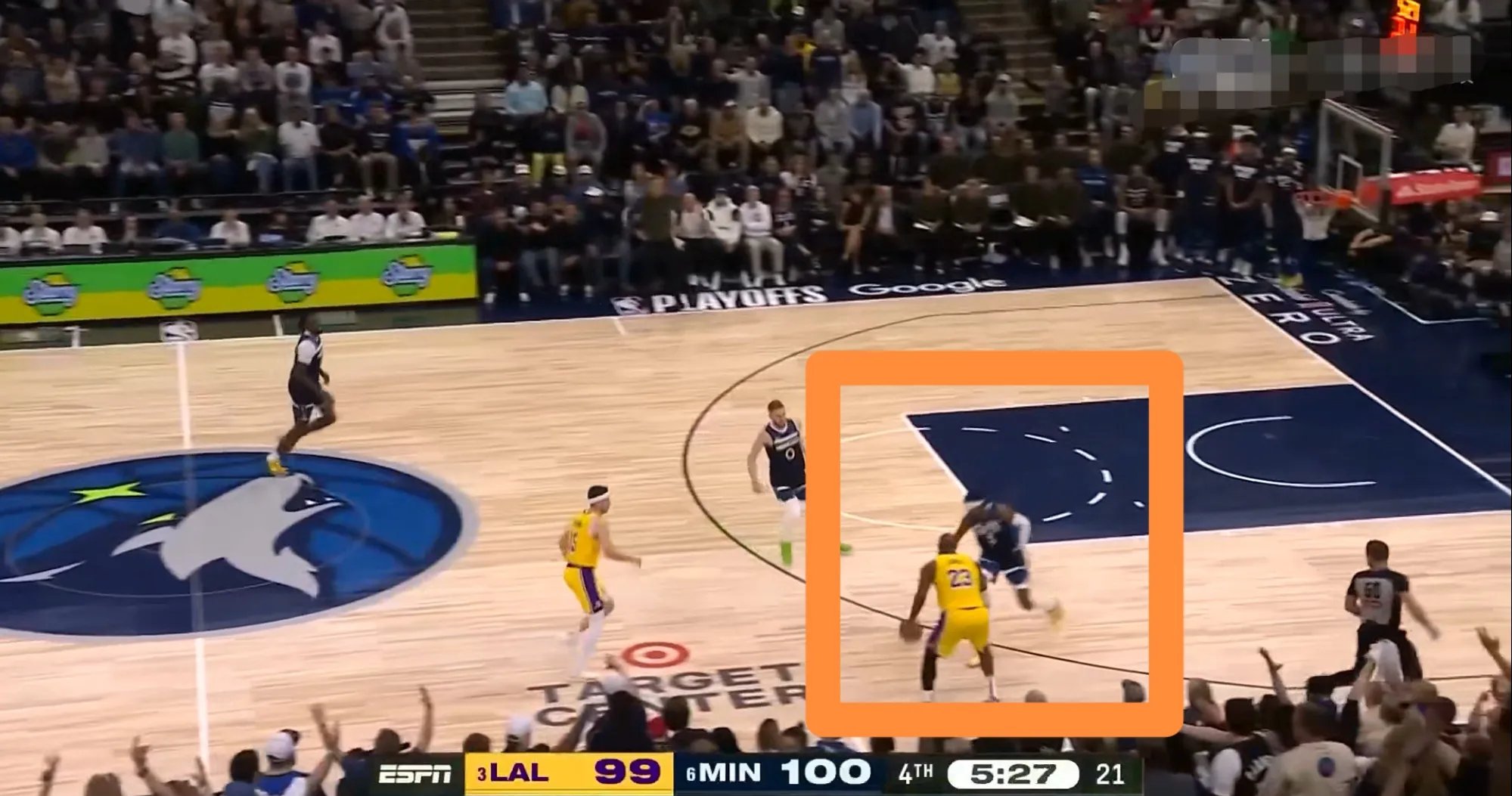 出色防守引爆全场！，詹姆斯意外战胜巴塞罗那比赛高潮迭起的简单介绍-爱游戏入口