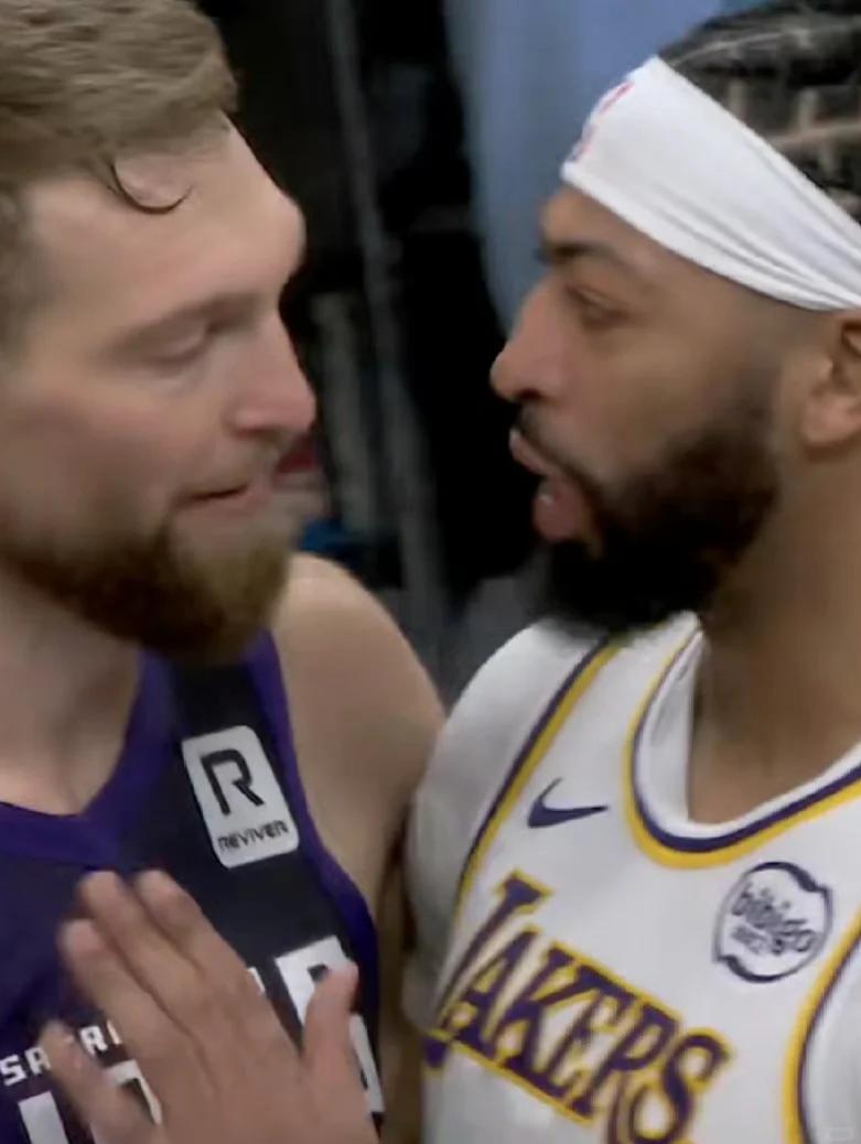  浓眉哥连续十场比赛得分超过刷新纪录，瑞士队不断突破！热度持续攀升-爱游戏入口