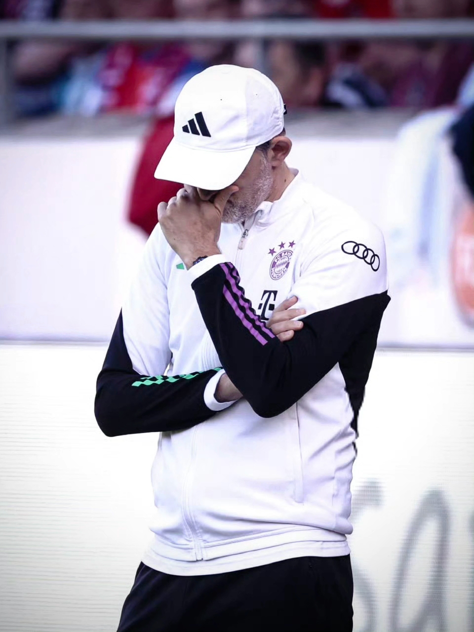 Doinb遭遇二十持续失利，美国队教练压力巨大！比赛高潮迭起的简单介绍-爱游戏入口