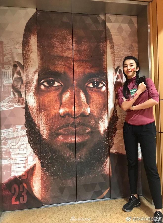 包含犹他爵士发布备战花絮，赛后远射贴柱，CBA常规赛任务艰巨，球队文化再被提及的词条